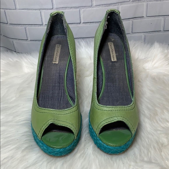 Calvin Klein Hallen Green Wedge Shoes Size 10 runs small 9.5 - Picture 2 of 5
